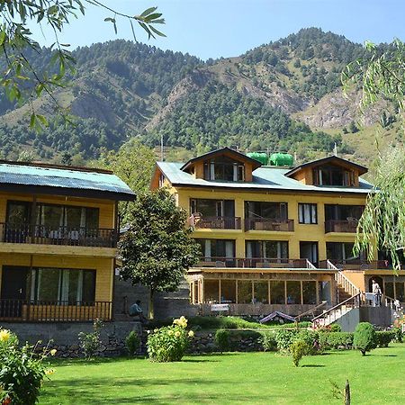 Himalaya House Hotell Pahalgām Exteriör bild