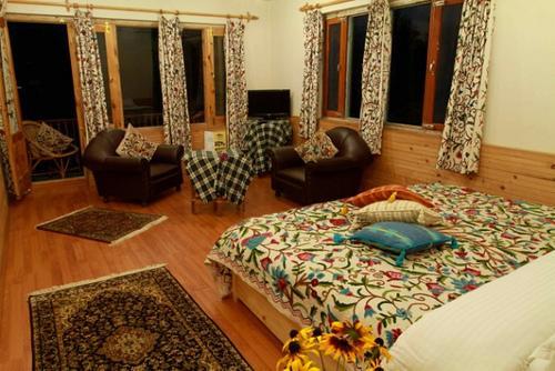 Himalaya House Hotell Pahalgām Rum bild