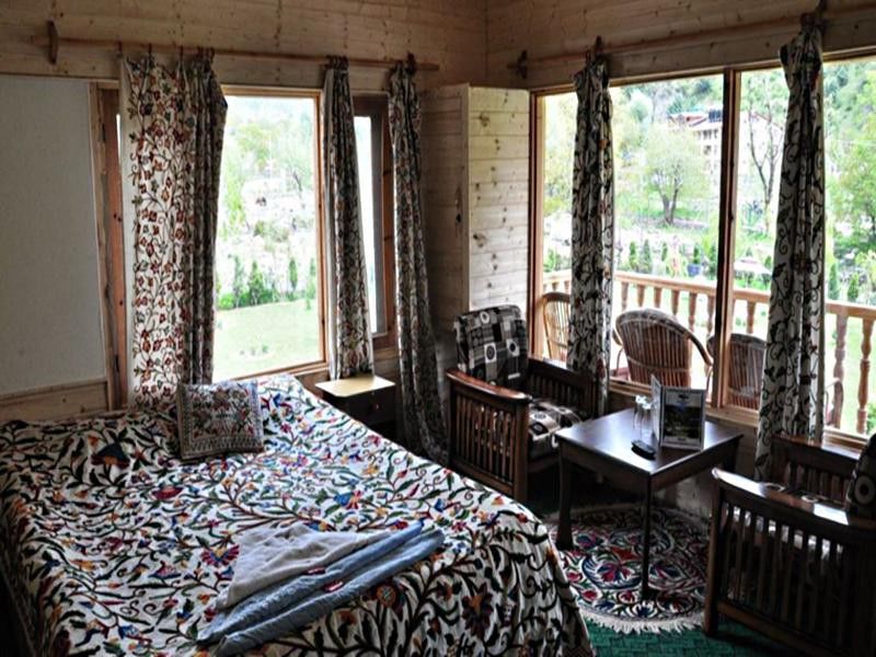 Himalaya House Hotell Pahalgām Exteriör bild