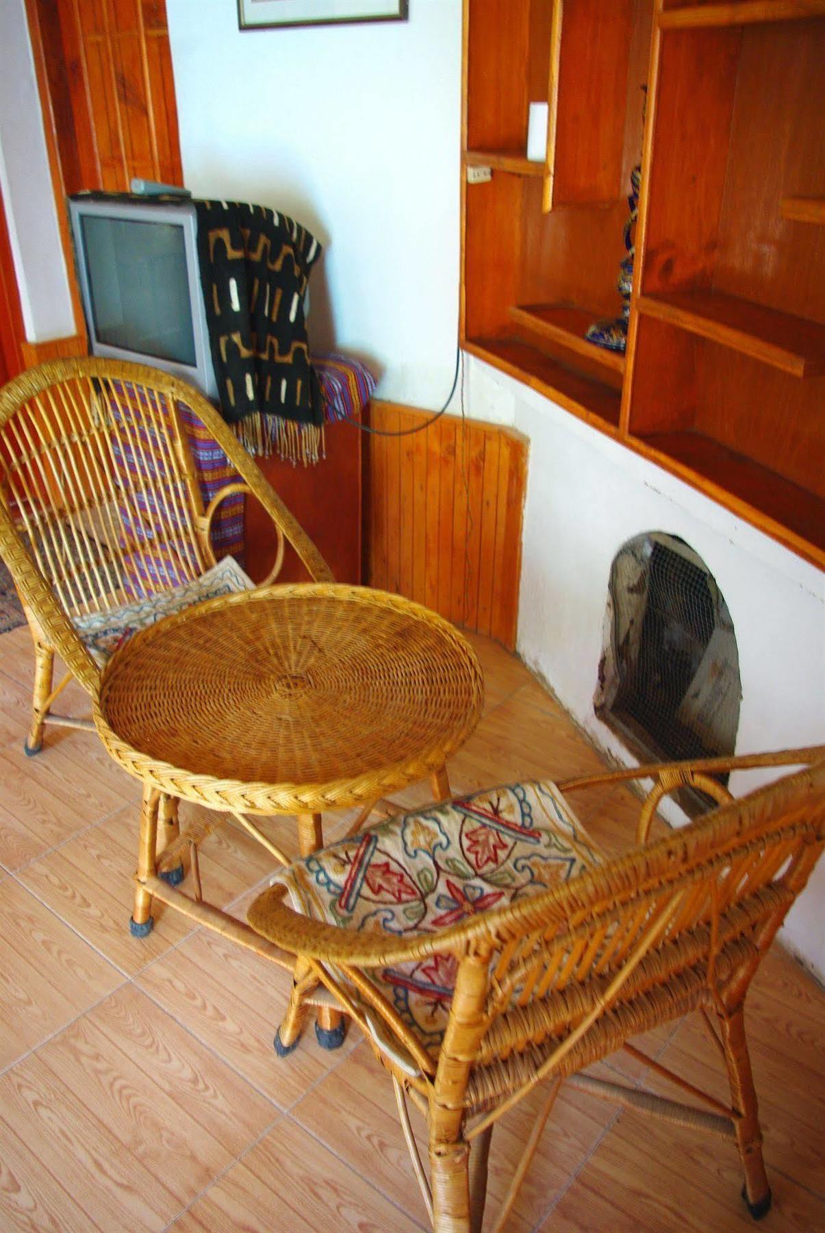 Himalaya House Hotell Pahalgām Exteriör bild