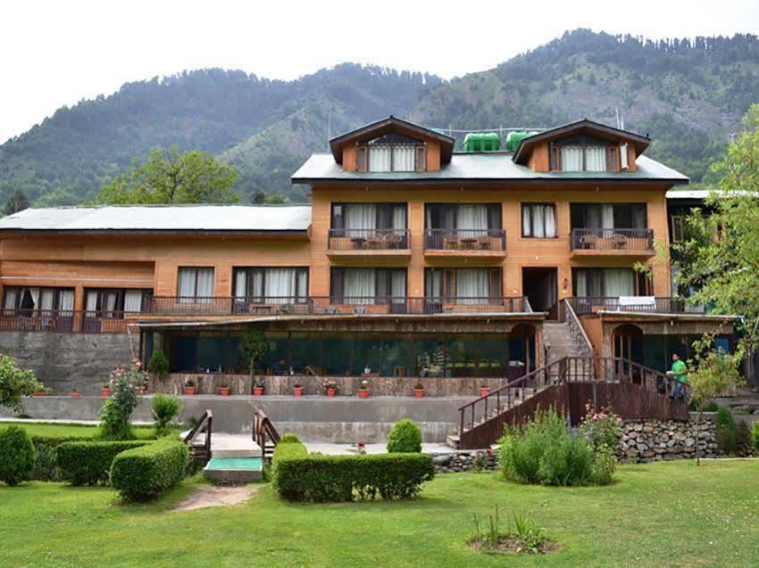 Himalaya House Hotell Pahalgām Exteriör bild